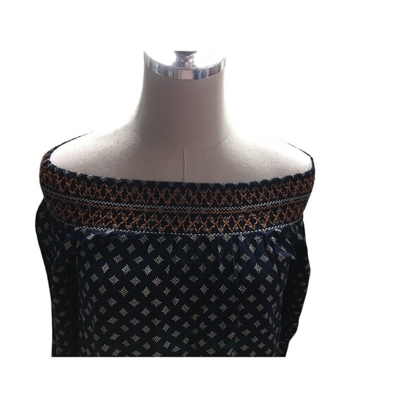 Anthropologie THML Top Women's Size Medium Navy Geometric Off The Shoulder - Picture 3 of 10